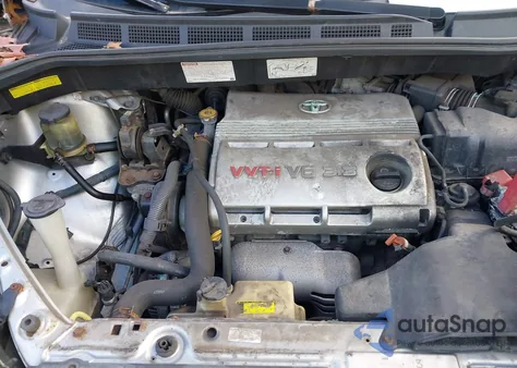 2005 Toyota Sienna Le z USA, uszkodzony, nr VIN 5TDZA23C45S377456